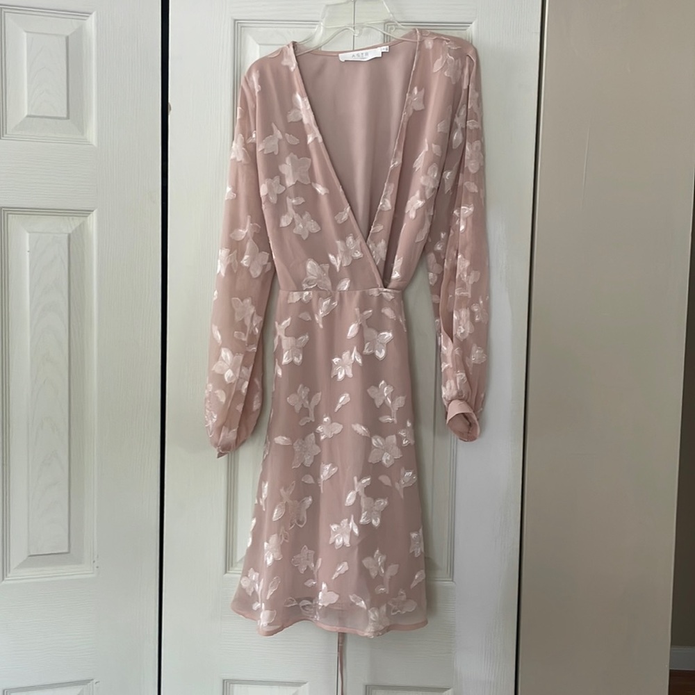 ASTR Light Pink Wrap Dress